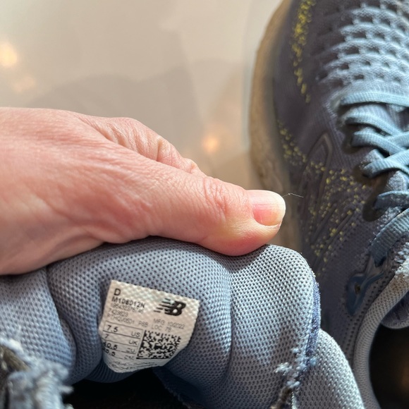 Men’s New Balance Fresh Foam 1080 sneakers - Picture 3 of 4